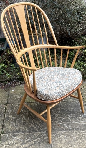 Fine ercol chairmakers - ercol,