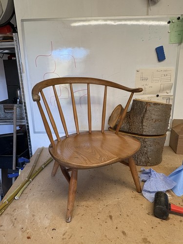 Ercol cowhorn low chair - ercol,