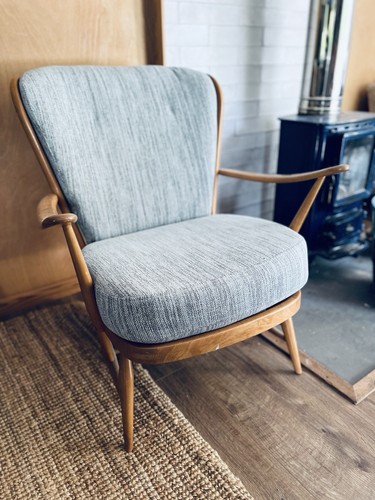 Ercol blonde armchair model - blonde,