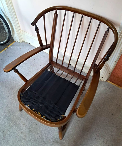 Ercol windsor style chair wood - ercol,