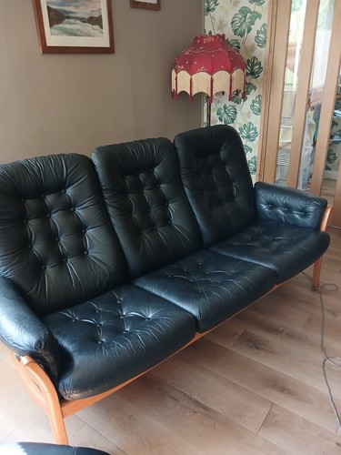 Ercol leather setee and - leather,